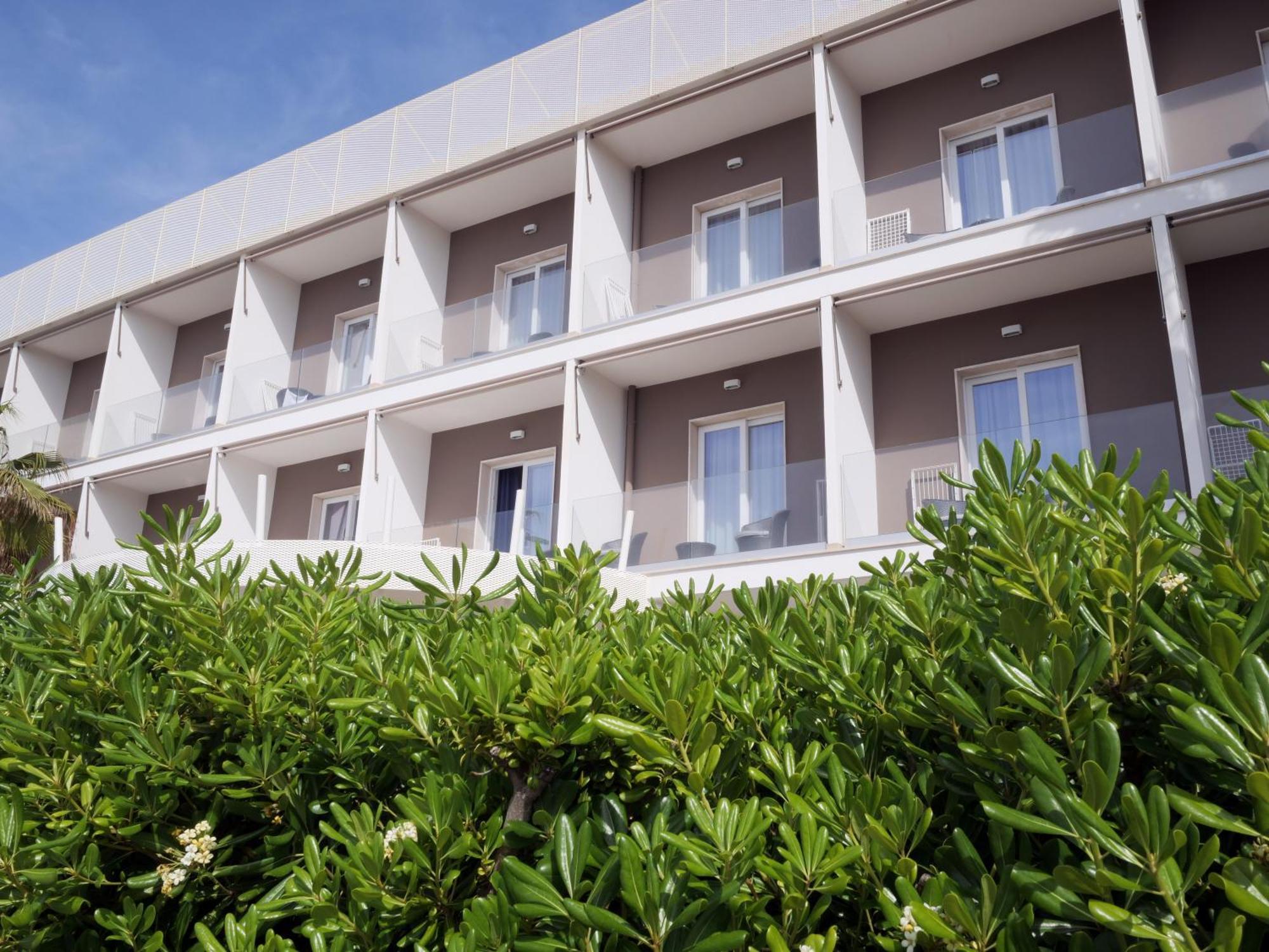 Ticho'S Greenblu Hotel Кастелланета-Марина Екстер'єр фото