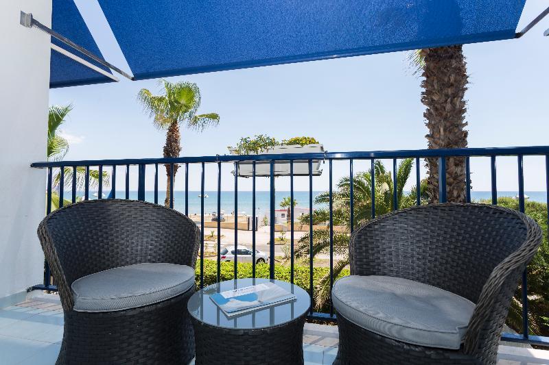 Ticho'S Greenblu Hotel Кастелланета-Марина Екстер'єр фото
